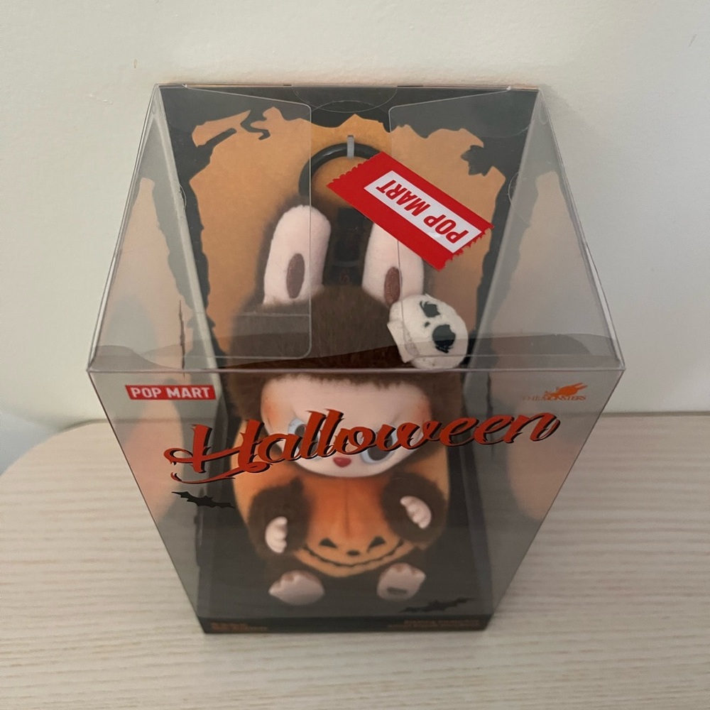 POP MART Authentic Halloween Labubu - Picture 3 of 3